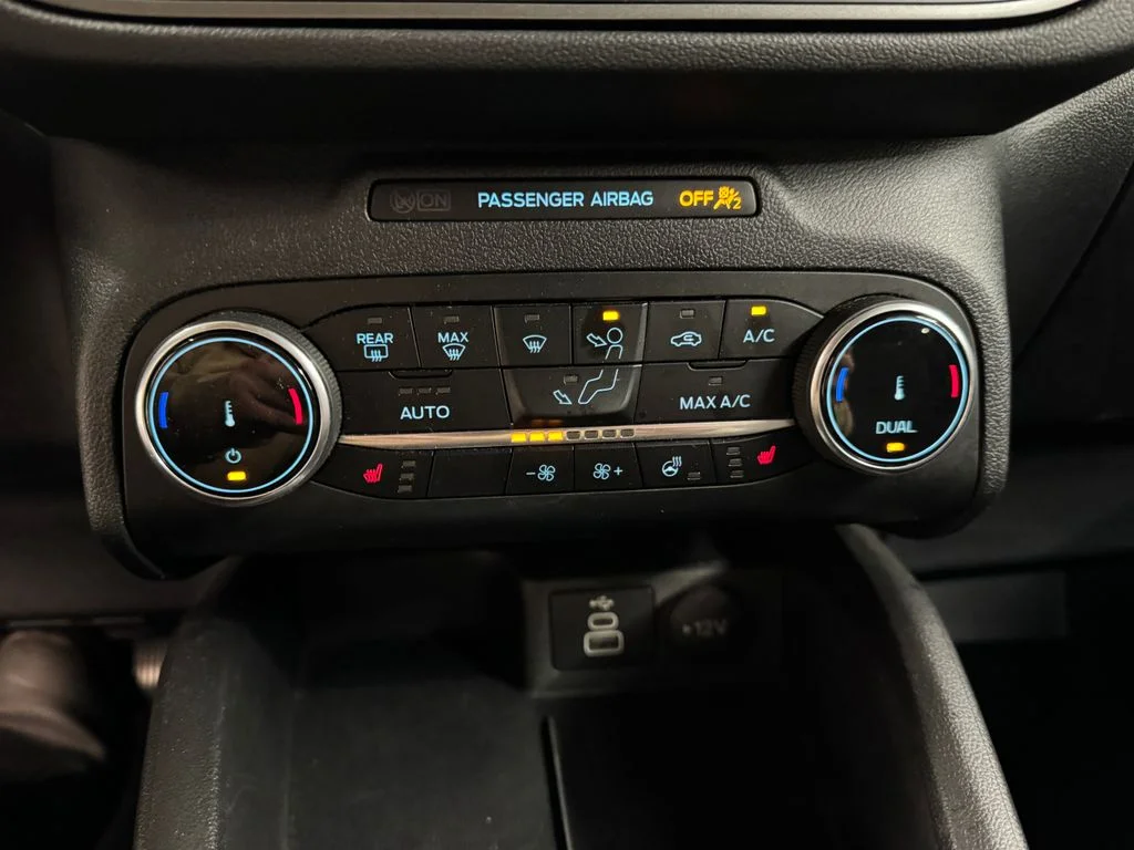 Used 2024 Gray Ford Active image 22