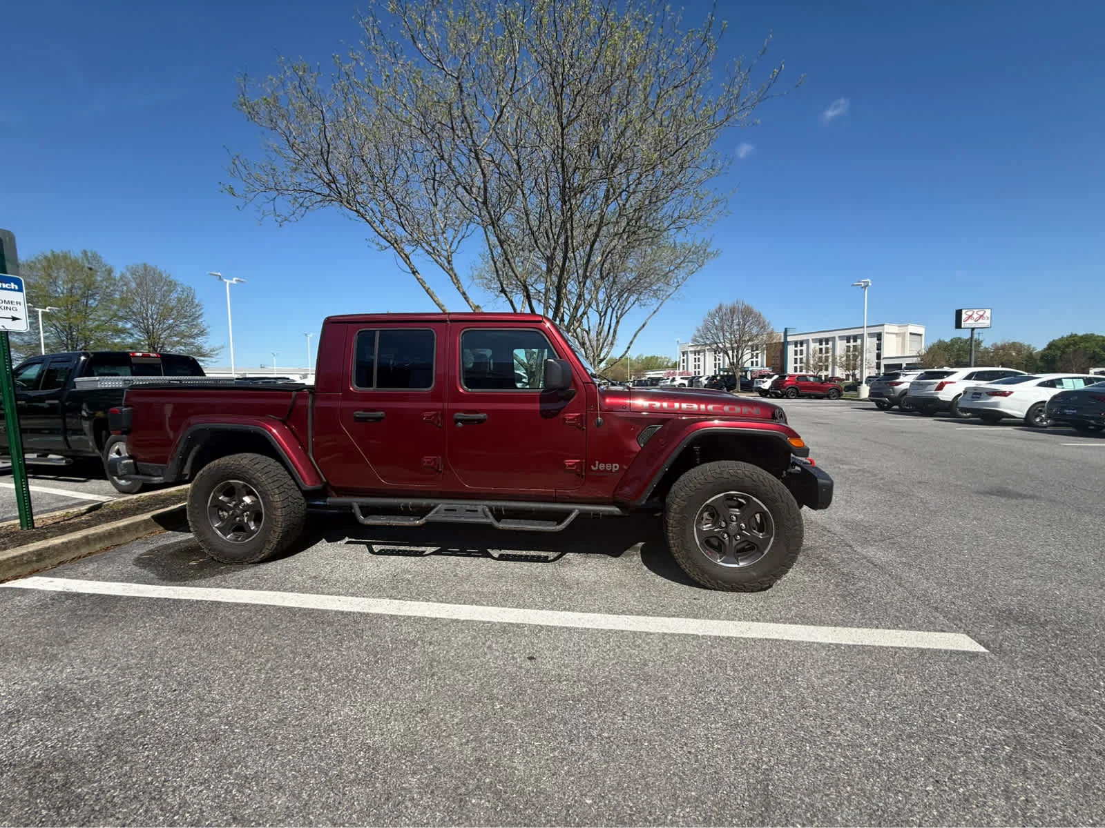 Used 2021 Snazzberry Pearlcoat Jeep Rubicon image 4