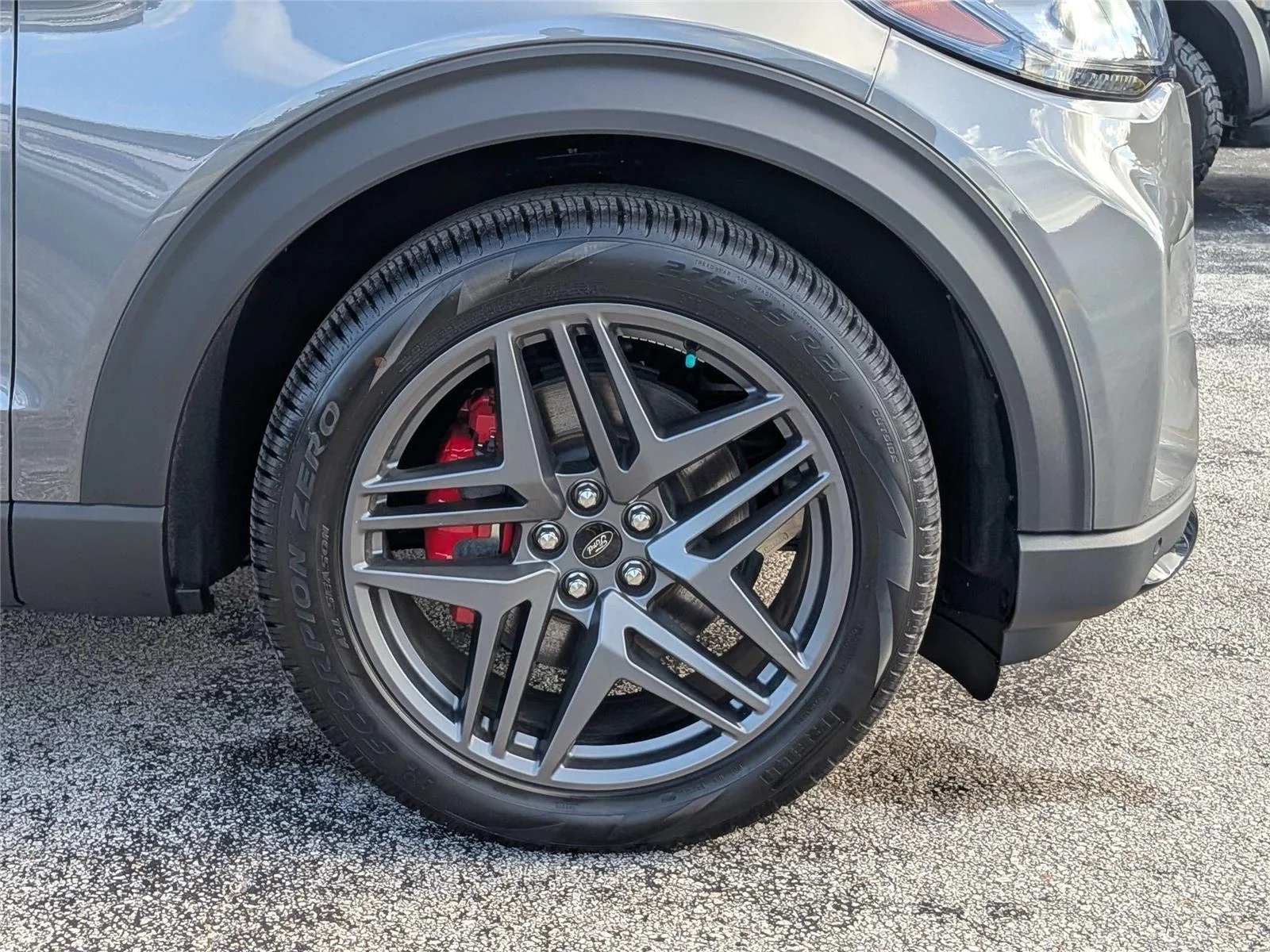 2026 Ford Explorer ST - Photo 11