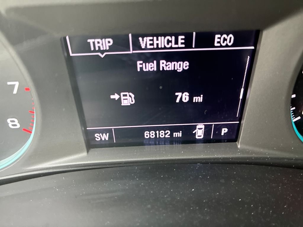 Used 2024 White Chevrolet LT image 28