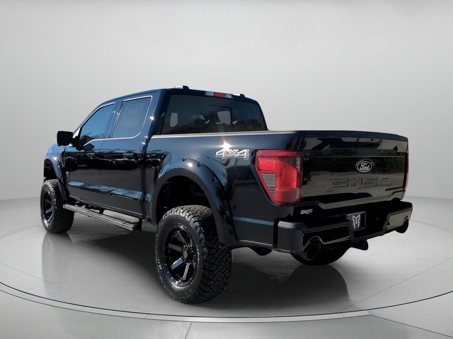 New 2026 Agate Black Metallic Ford XLT image 19