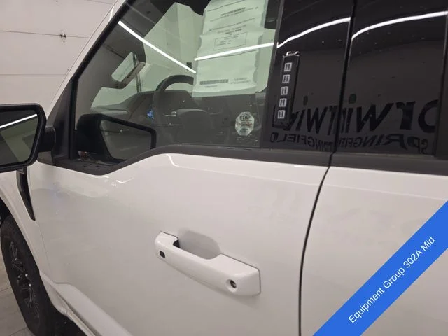 New 2026 Oxford White Ford XLT image 22