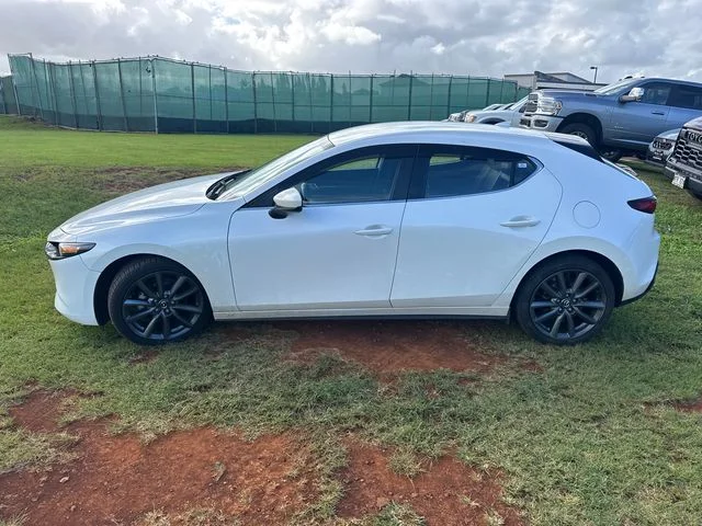 Used 2020 White Mazda Preferred image 4