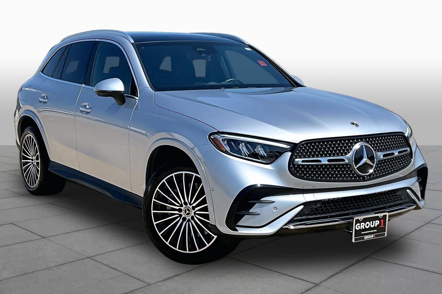 Used 2023 Cirrus Silver Metallic Mercedes-Benz GLC 300 image 3