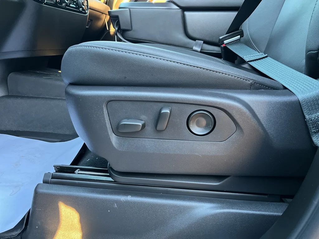 2026 Chevrolet Silverado 1500 LT - Photo 14