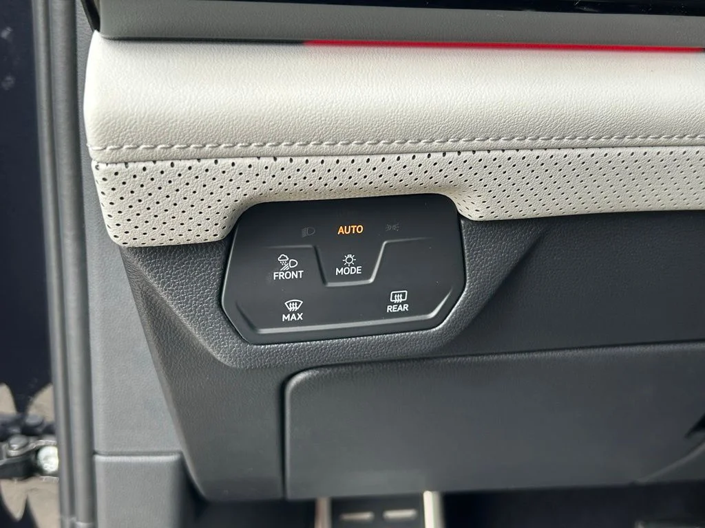 2026 Volkswagen Atlas Cross Sport SEL Premium R-LINE - Photo 21