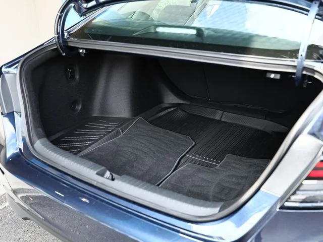 2025 Honda Accord SE - Photo 30