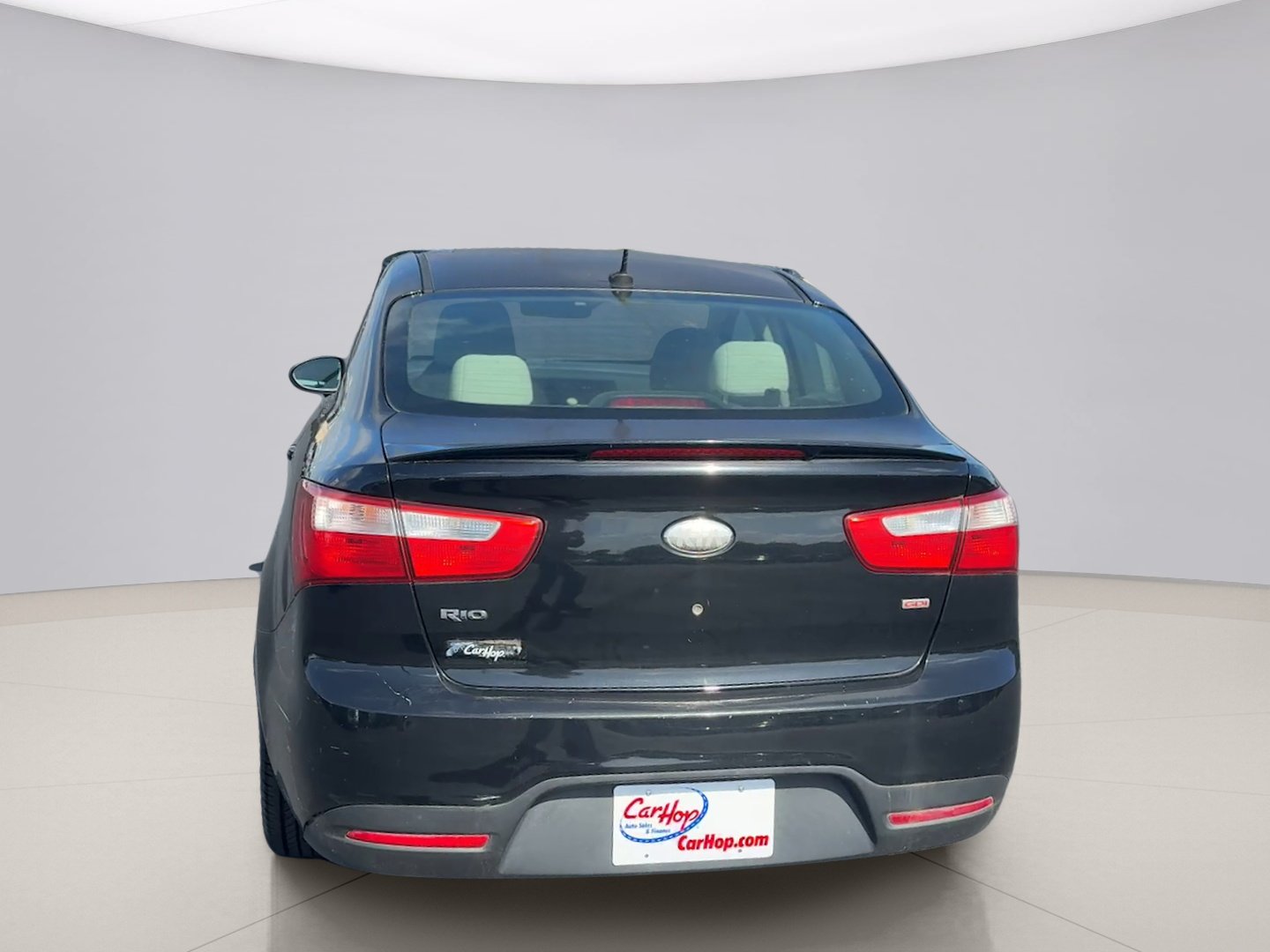 Used 2013 Black Kia LX image 4