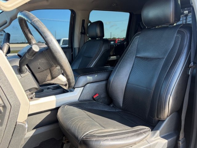 Used 2019 Black Ford LARIAT image 11