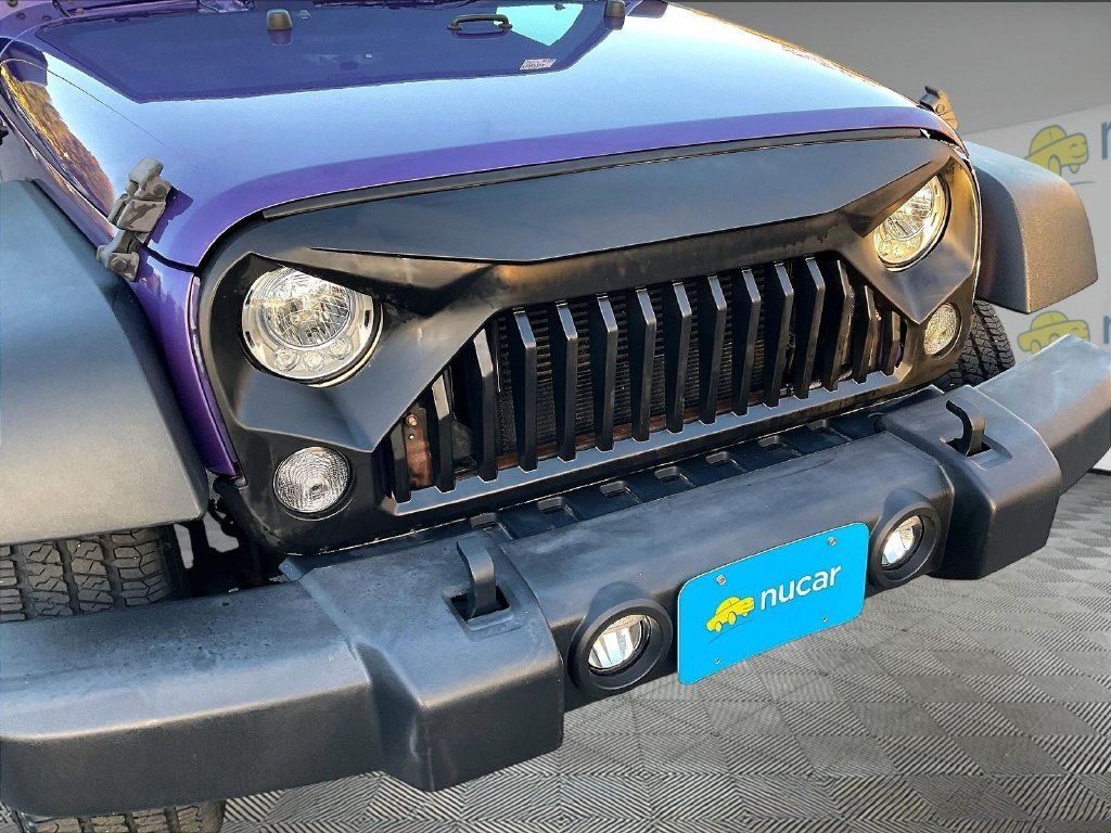 Used 2018 Xtreme Purple Pearlcoat Jeep Unlimited Sport image 30