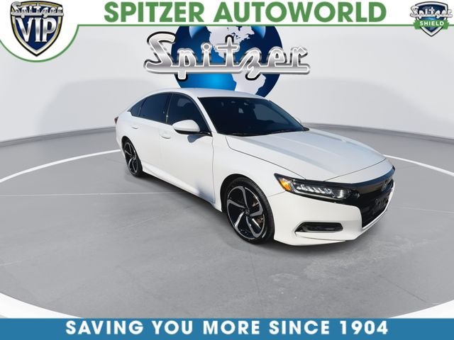 Used 2019  Honda Sport image 2