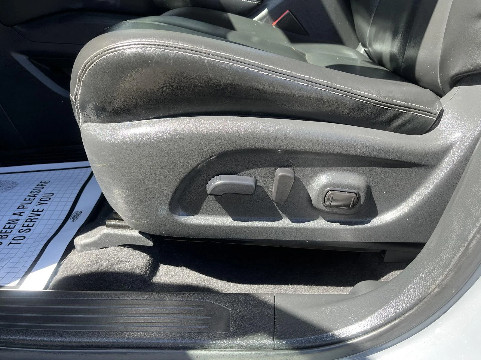 Used 2024 Boulder Gray Pearl Nissan SV image 20