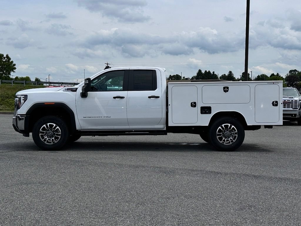 2026 GMC Sierra 3500HD Pro - Photo 6