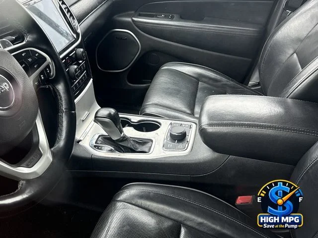 Used 2021 Red Jeep Summit image 9