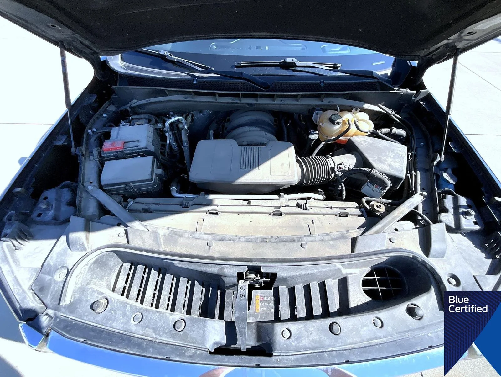 Certified Used 2022 Blue GMC SLT image 29