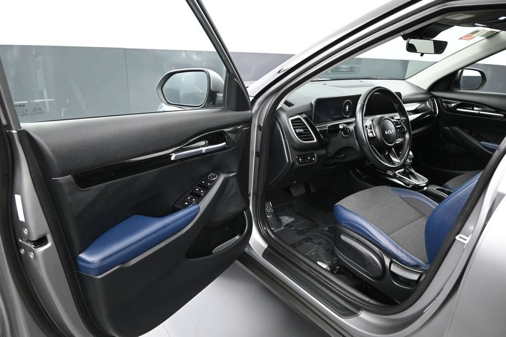 Certified Used 2024 Steel Gray Kia S image 5