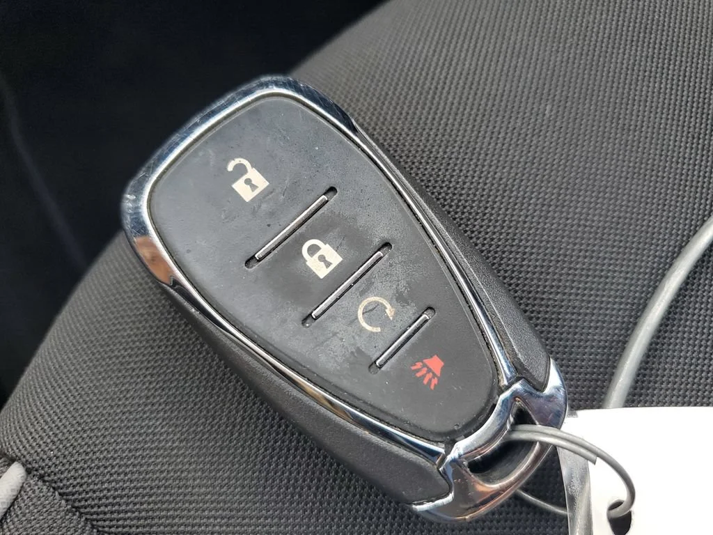Used 2023 Mosaic Black Metallic Chevrolet LT image 27