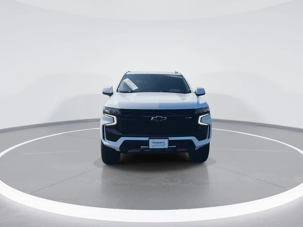 Used 2024 White Chevrolet Z71 image 3
