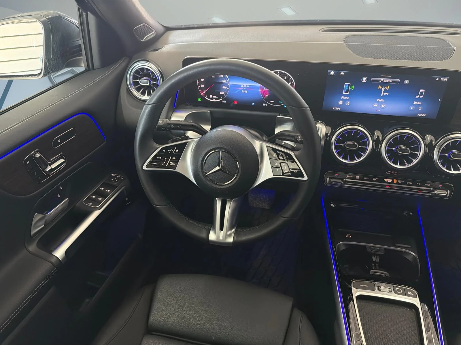 Used 2026 White Mercedes-Benz Glb 250 4matic Suv image 25