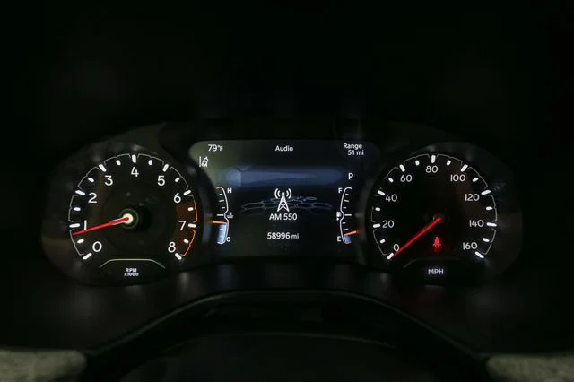 Used 2024 White Jeep Latitude image 30