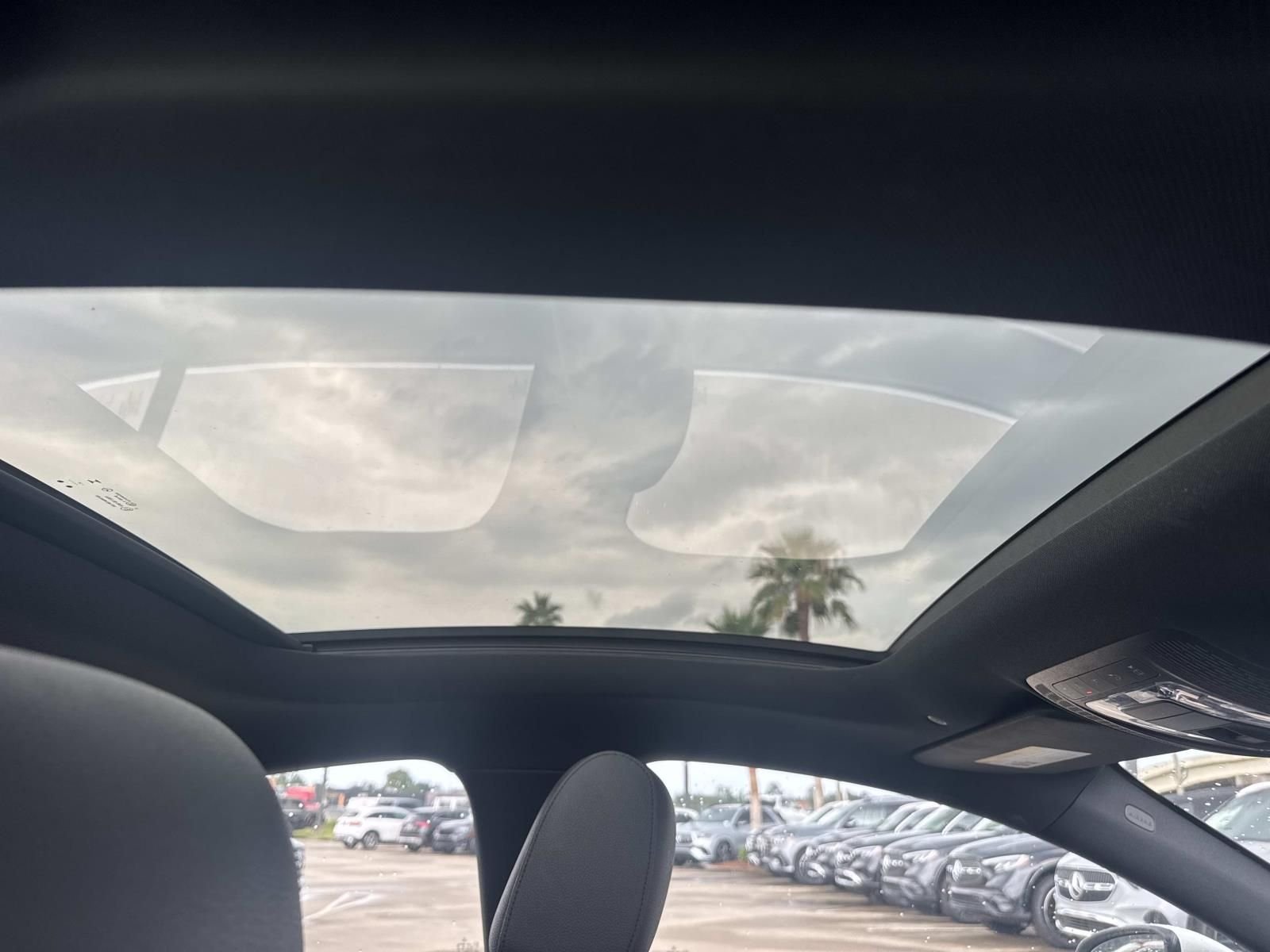 Certified Used 2025 White Mercedes-Benz CLA 250 image 13