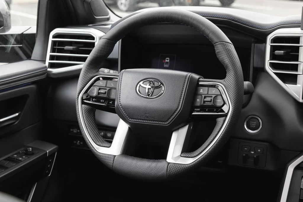 New 2026 Wind Chill Pearl <sup>1</sup> Toyota Tundra Platinum image 12
