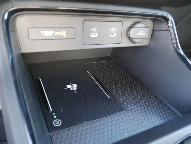 New 2027 Crystal Black Pearl Honda Sport Touring Hybrid AWD image 14