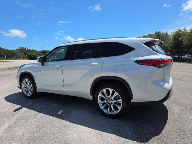 Used 2023 Beige Toyota Limited image 5