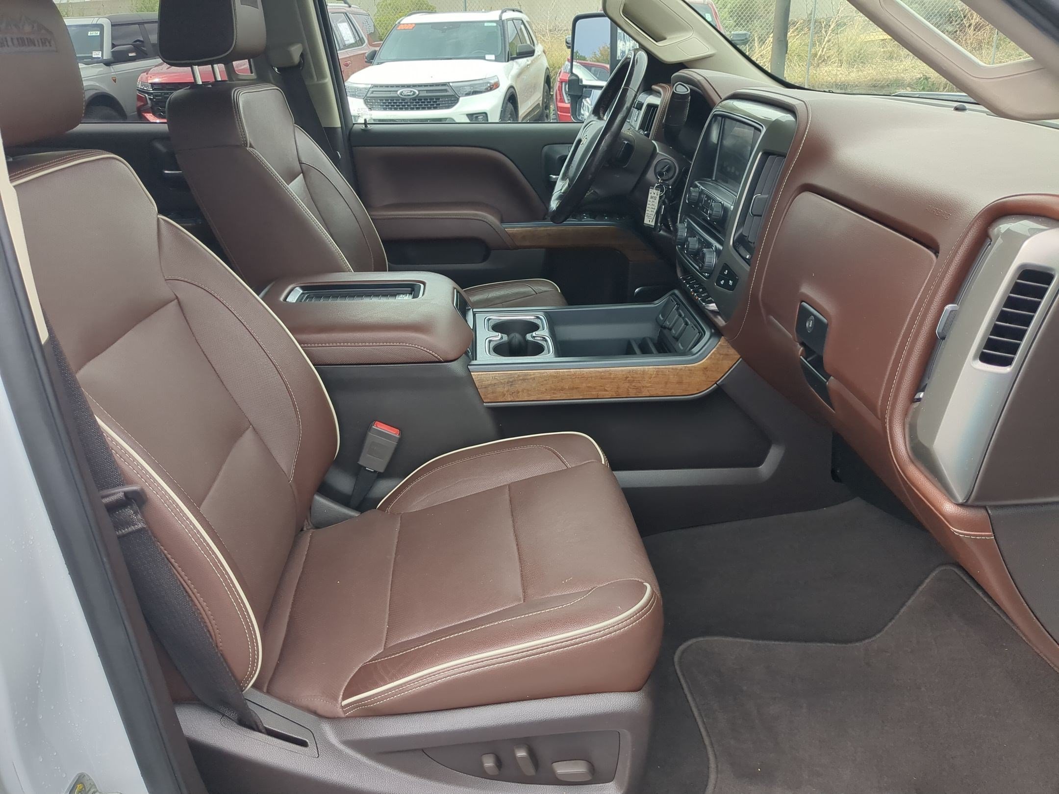 Used 2019 SUMMIT WHITE Chevrolet High Country image 29