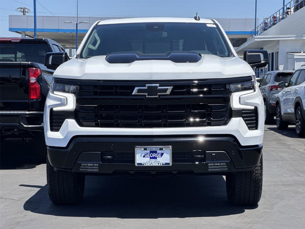 New 2026 Summit White Chevrolet LT Trail Boss image 2
