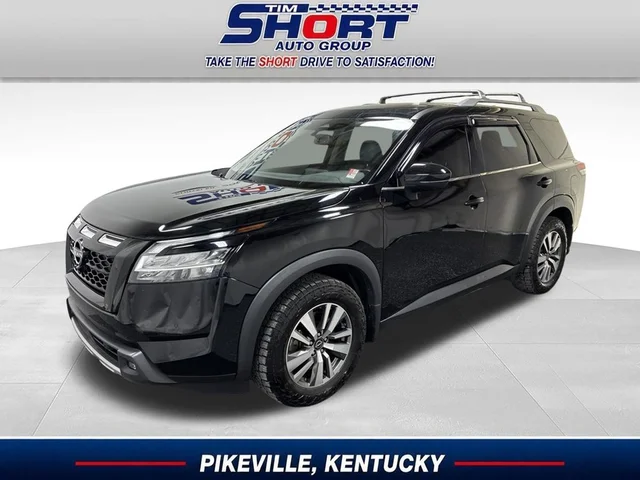 2022 Nissan Pathfinder SL