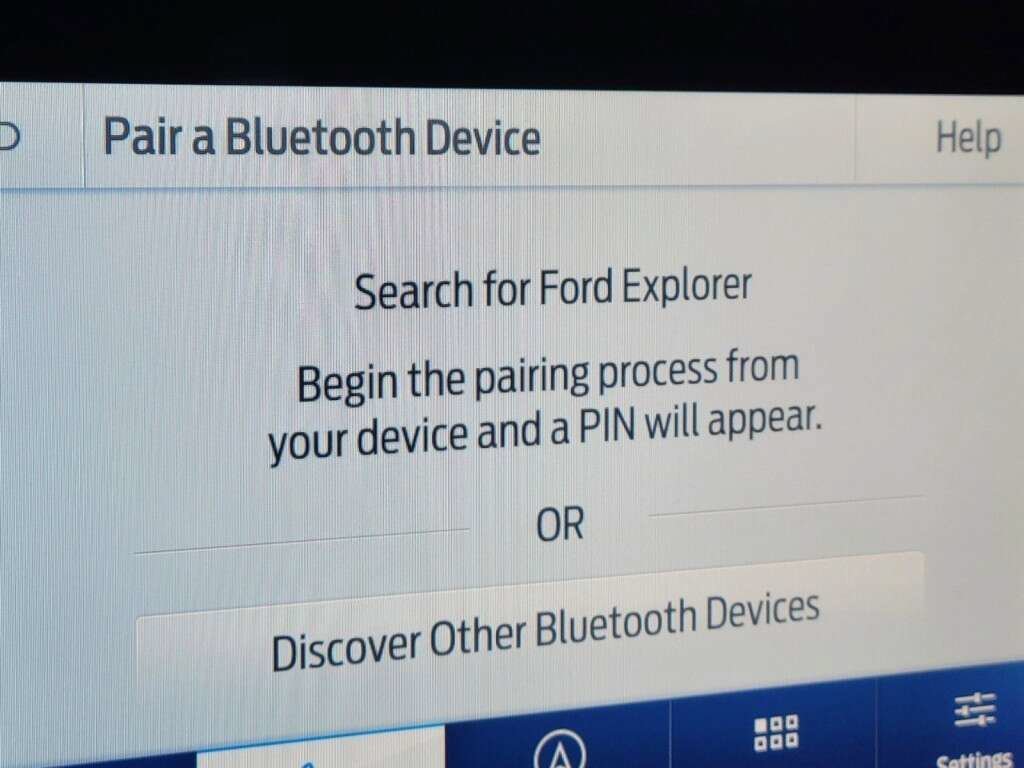 Used 2023 Black Metallic Ford XLT image 6