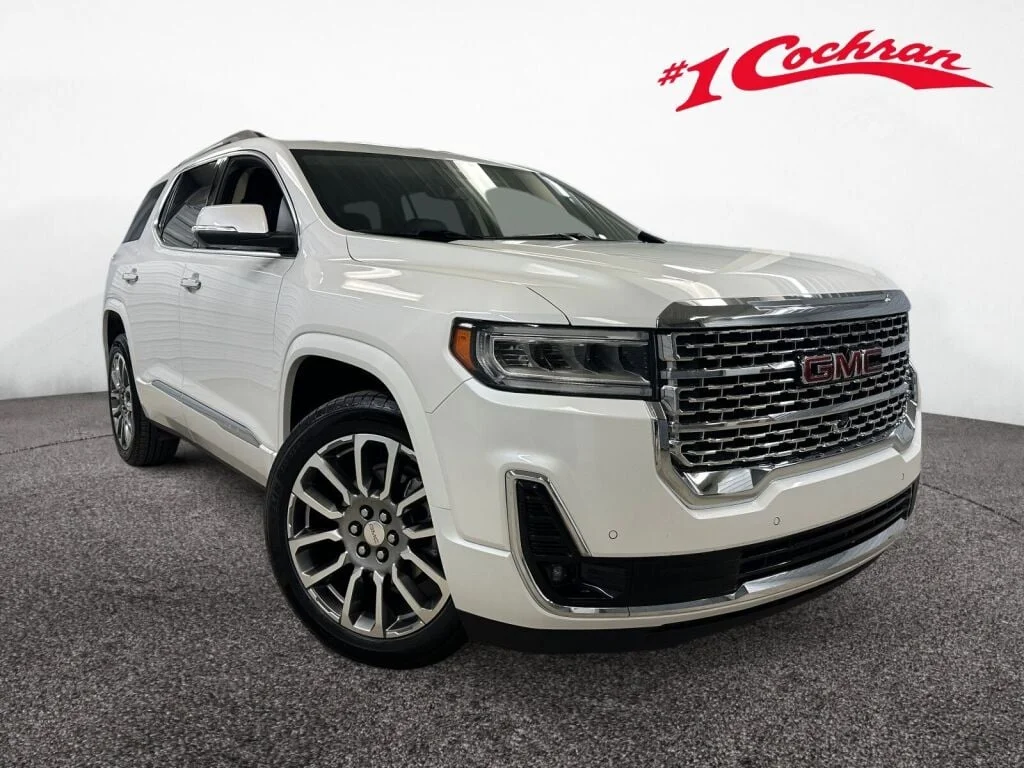 2023 GMC Acadia Denali AWD's photo