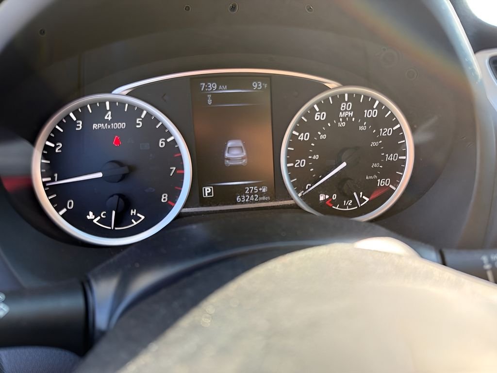 Used 2018 Gun Metallic Nissan SV image 18
