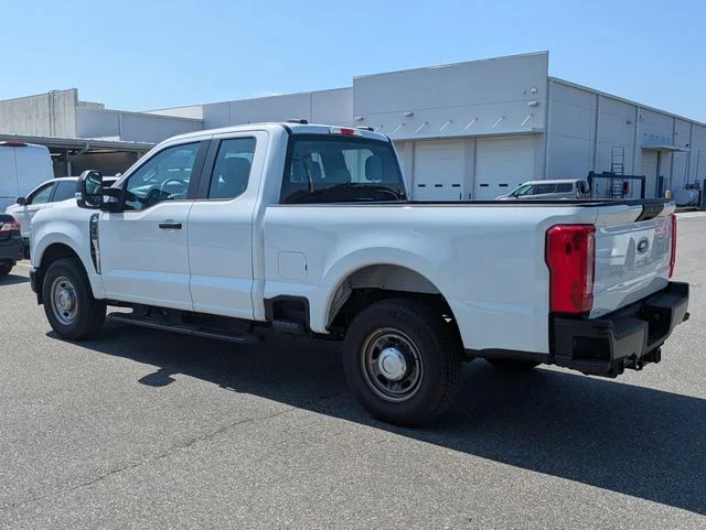 Used 2026 Oxford White Ford XL image 5