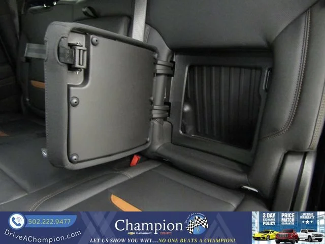 Used 2025 Summit White GMC AT4 image 26
