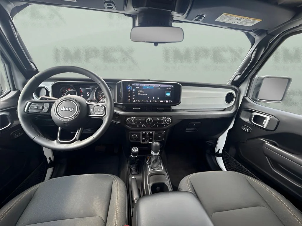 Used 2025 White Jeep Sport S image 11