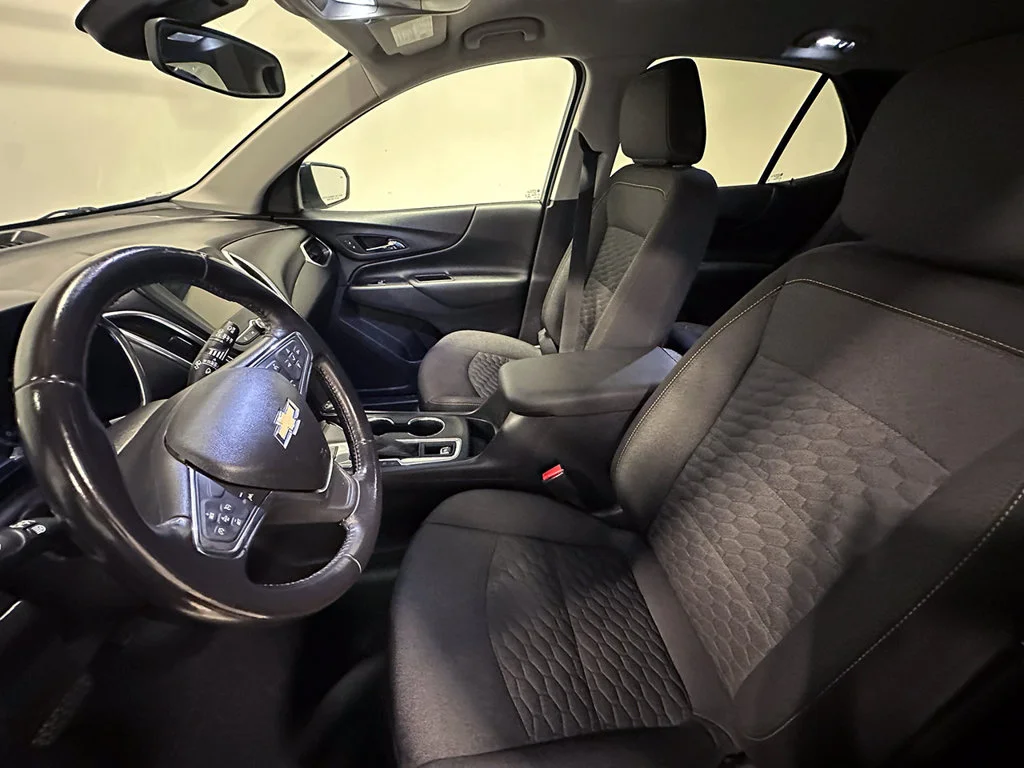 Used 2019 Blue Chevrolet LT image 3