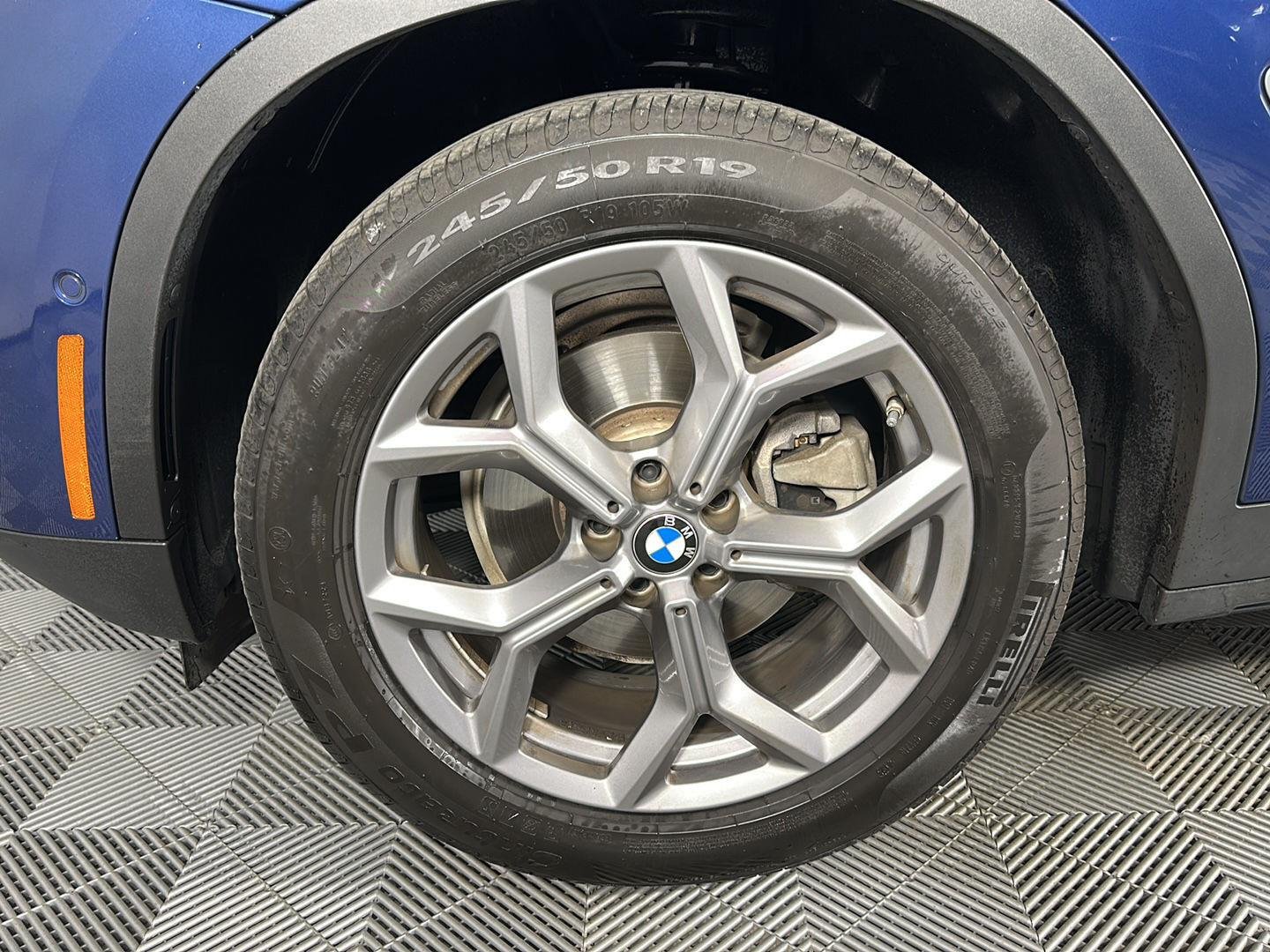 Used 2023 Phytonic Blue Metallic BMW xDrive30i image 6