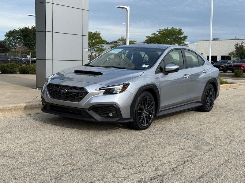 Used 2023 Ice Silver Metallic Subaru Premium image 7
