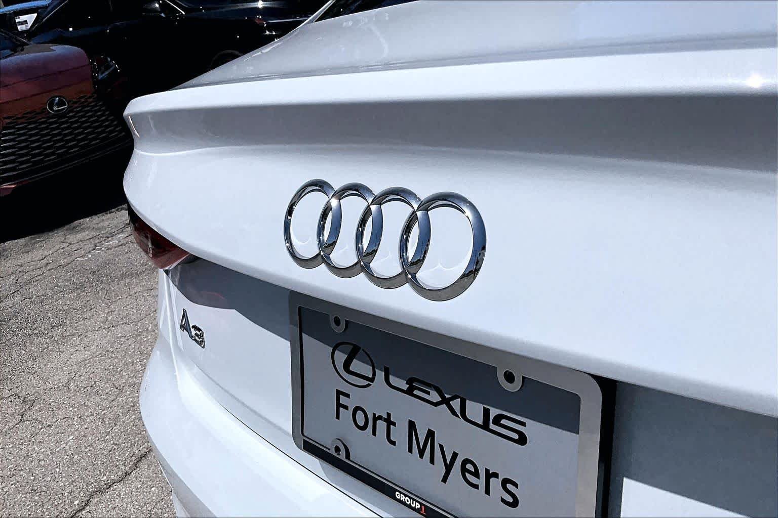 Used 2024  Audi Premium image 31