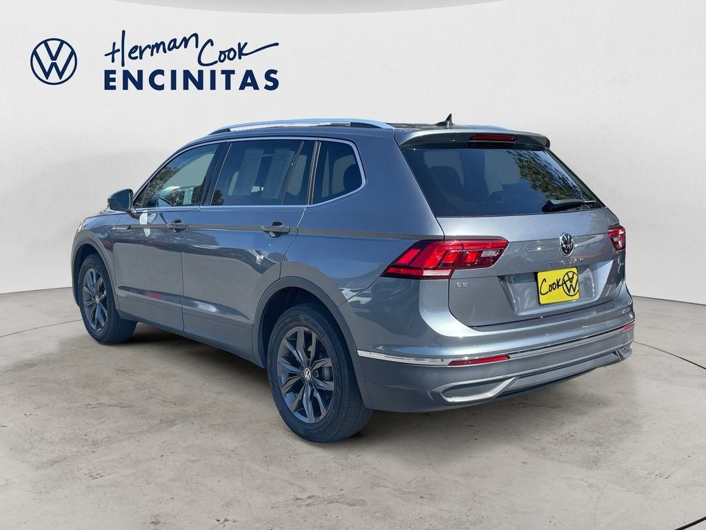 Certified Used 2023 Platinum Gray Metallic Volkswagen 2.0T SE image 3