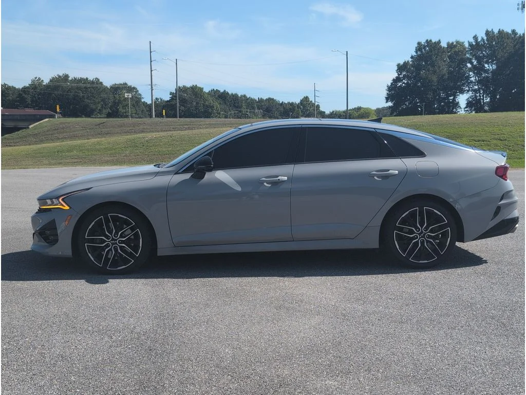 Used 2024 wolf gray Kia GT DCT FWD image 2