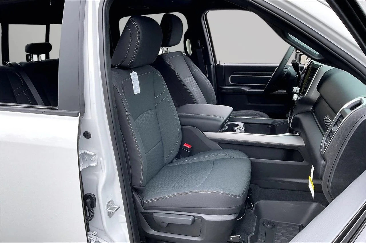 New 2026 Bright White Clearcoat RAM Big Horn image 20