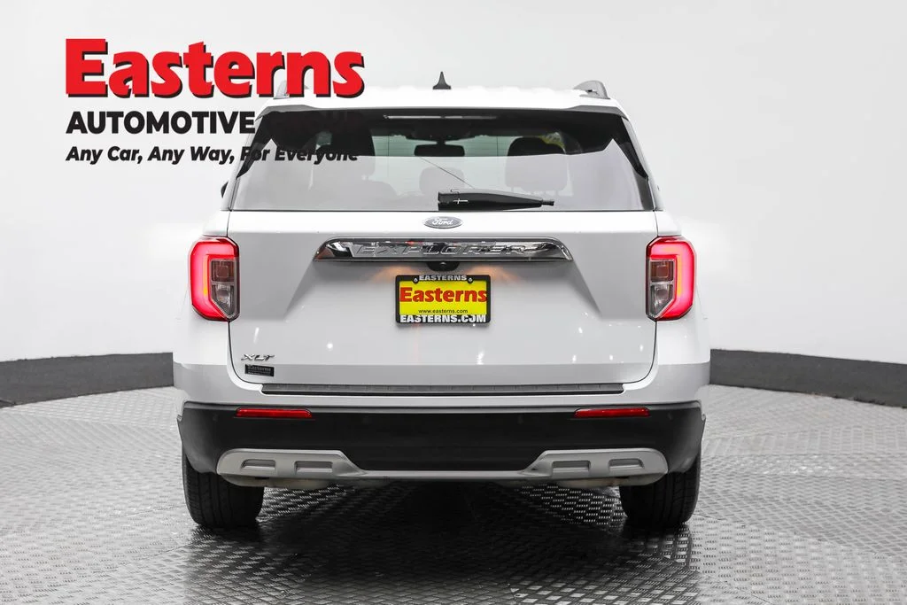 Used 2023 White Ford XLT image 6