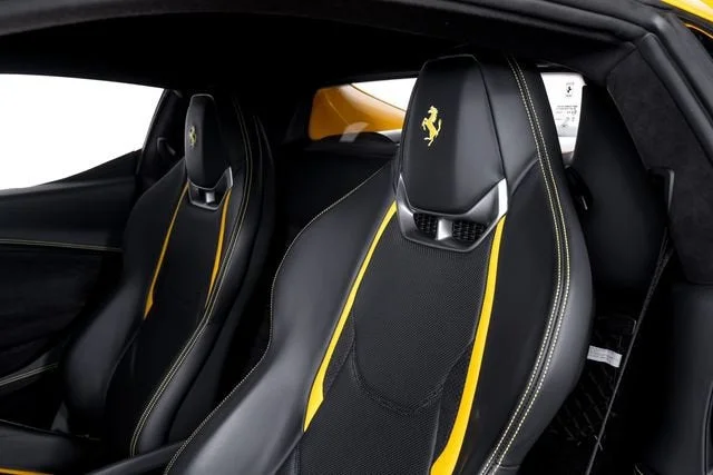 Used 2024 Giallo Triplo Strato Ferrari  image 21