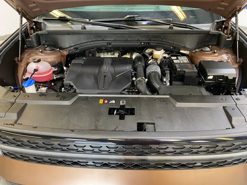 Used 2025 Brown Hyundai Calligraphy image 9