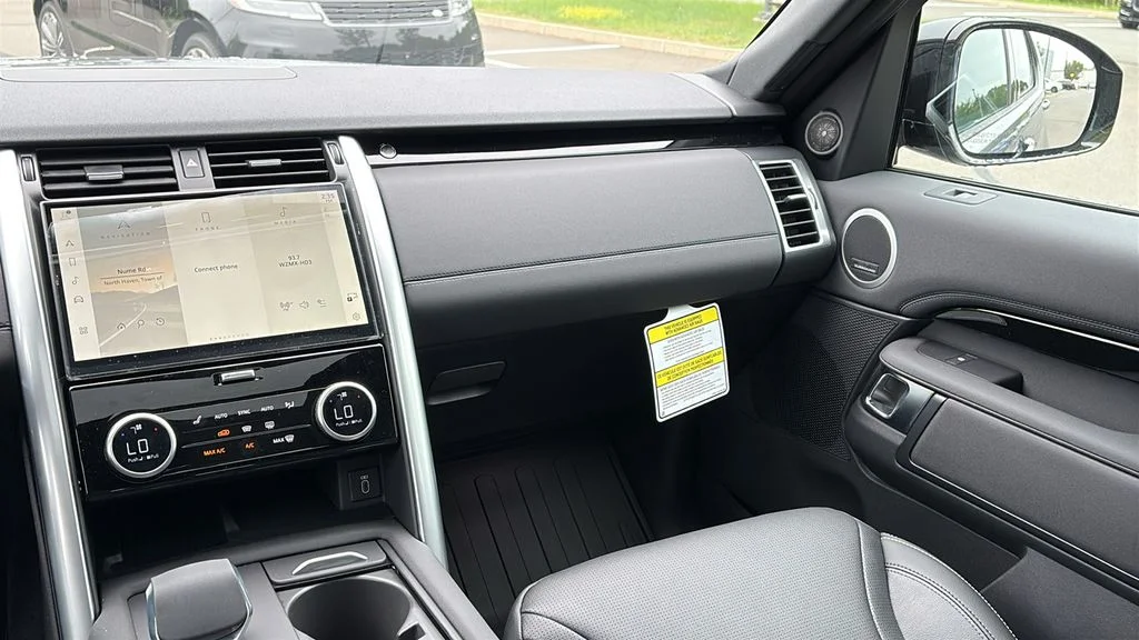New 2026 Eiger Grey LAND ROVER S image 24