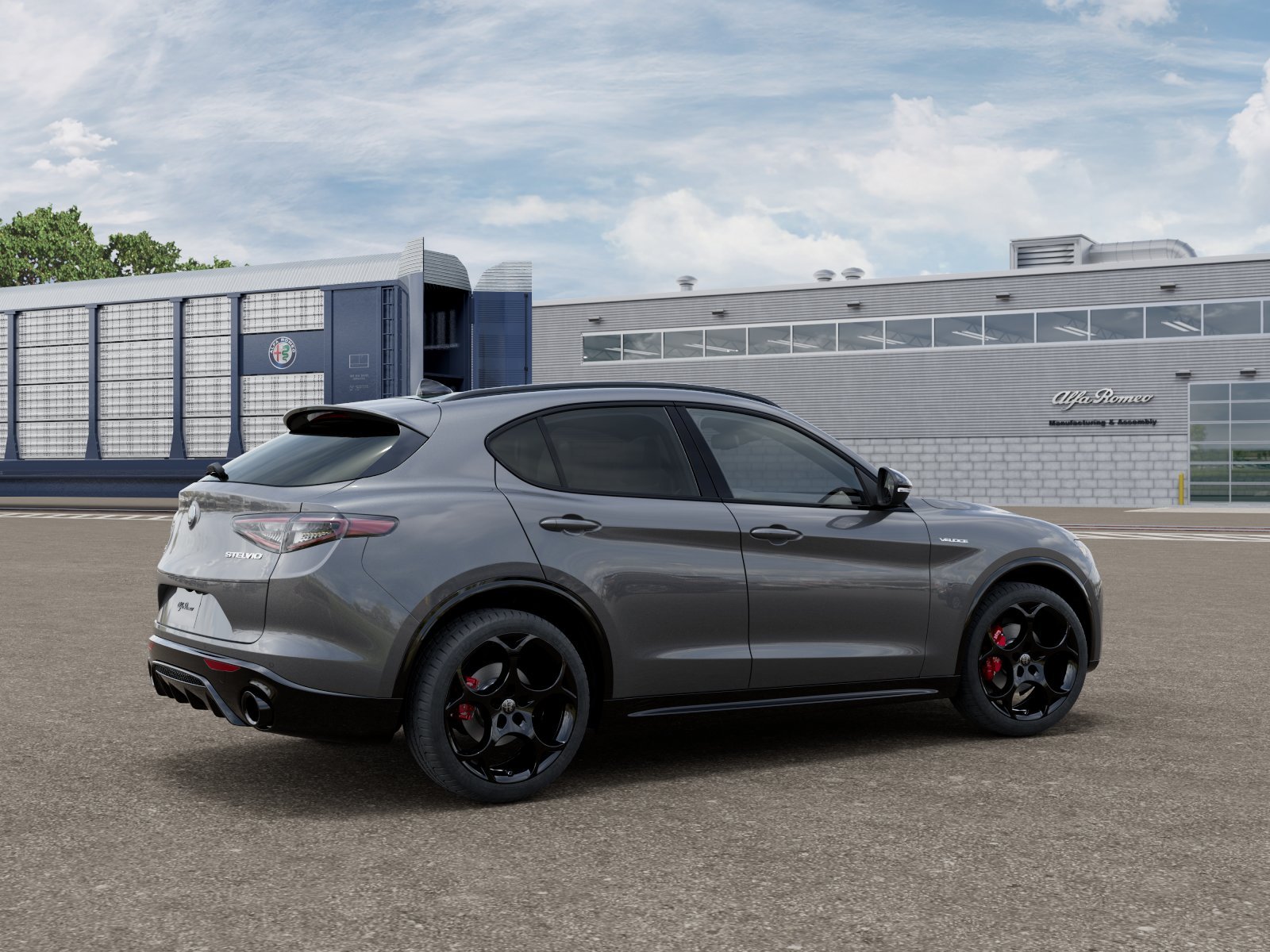 New 2026 Vesuvio Gray Metallic Exterior Paint Alfa Romeo Base image 2