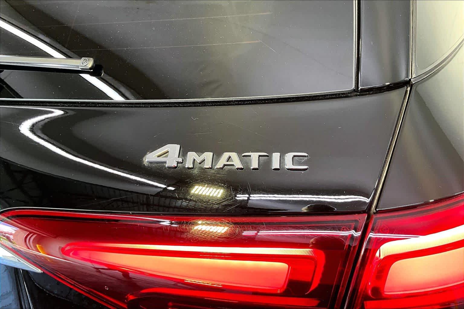 Used 2024 Black Mercedes-Benz GLE 450 image 10
